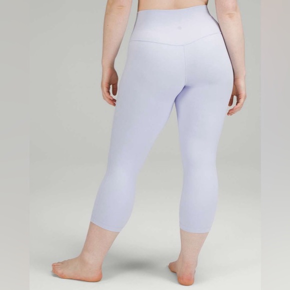4005- Lululemon Align High-Rise Crop 21"
Pastel Blue - Picture 2 of 5